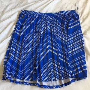 Blue and white old navy skirt